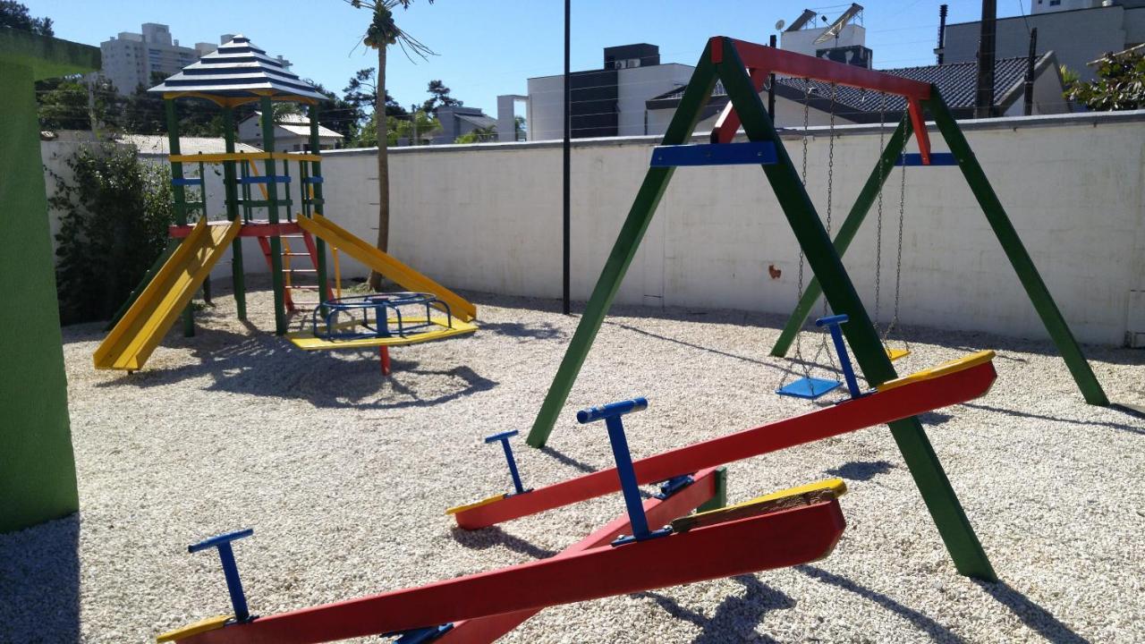 Apt 300 M Da Praia Proximo Ao Beto Carrero Picarras Luaran gambar